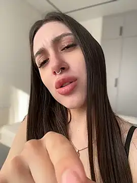 XXX chat uživo modela BOOMFOXY