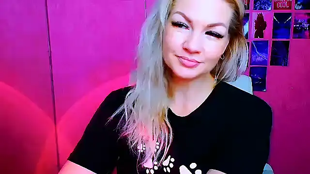 Baddy_Girl_n Live XXX chat