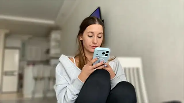 Chat +18 de PrincesSsLilu ao vivo