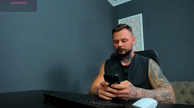 BrianHunts Chat XXX live