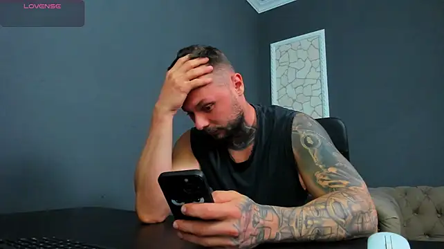 Chat XXX ao vivo de BrianHunts