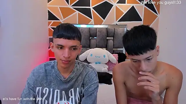 צ'אט XXX בשידור חי של Juan_Nd_Steven