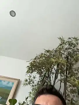 Czat XXX na żywo – Michel_huge