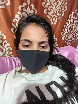 Sandhya_77's Live XXX Chat