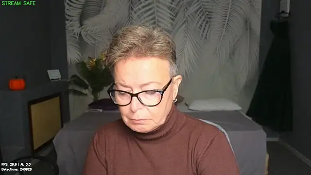 Chat +18 de Lia_Light ao vivo