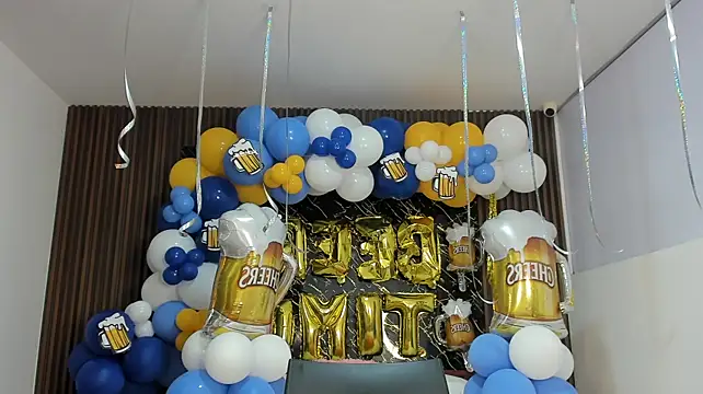 Karla18_ élő XXX-chatje