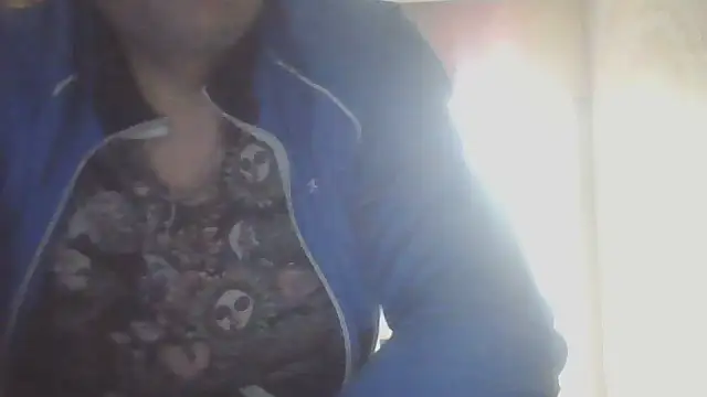 slankecrosdresser – Live XXX-chat