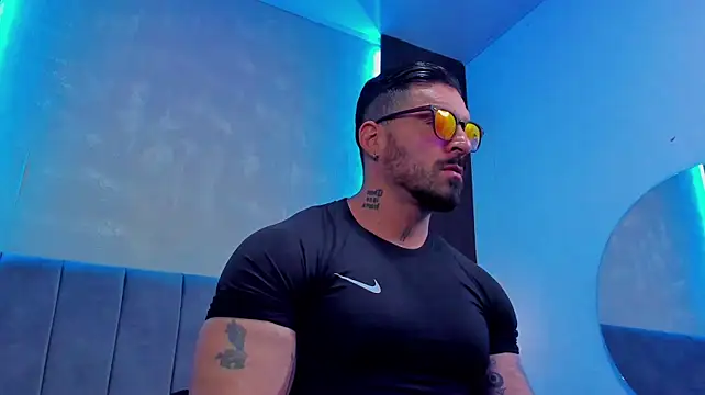 دردشة dennis__coxx الجنسية المباشرة