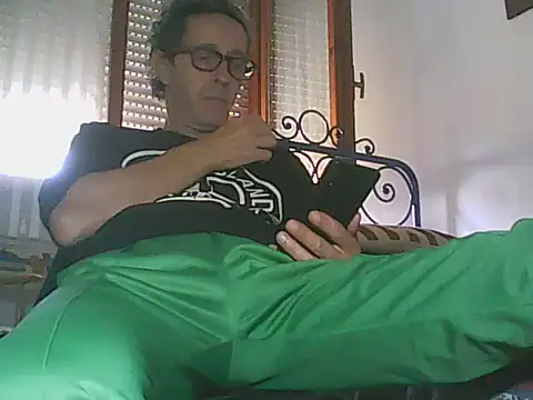 Moro_ra Chat XXX live