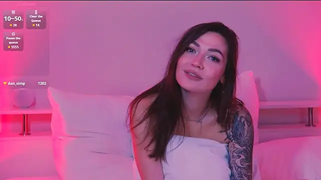 Emilia_Rodess 现场XXX聊天