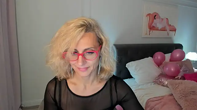 MuseOfStage Chat XXX in diretta