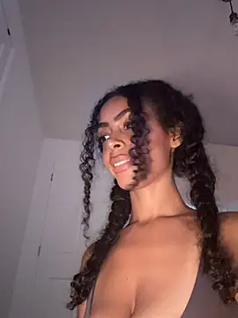 دردشة yasmingarcia الجنسية المباشرة