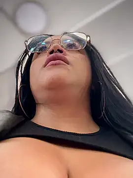 Outdoors-Mia_Khalifa 웹캠 쇼