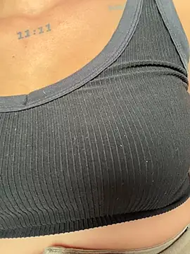 roxyrougee 라이브 XXX 채팅