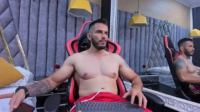 TheeRock_1 Chat XXX live