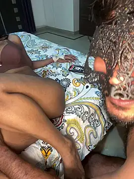 Too_yum_girln Webbikameraesitys