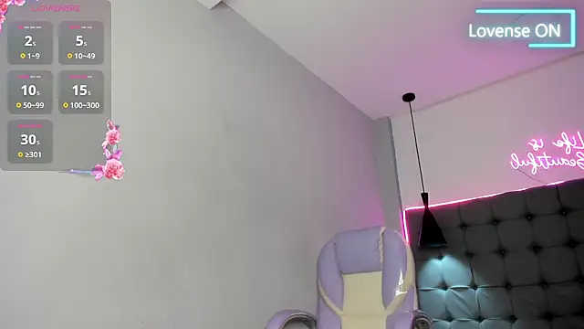 scarletcherry18 webkamerás műsora