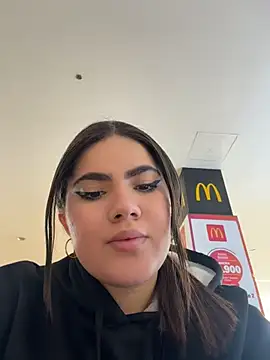 Valenhill@xh Live XXX-chat