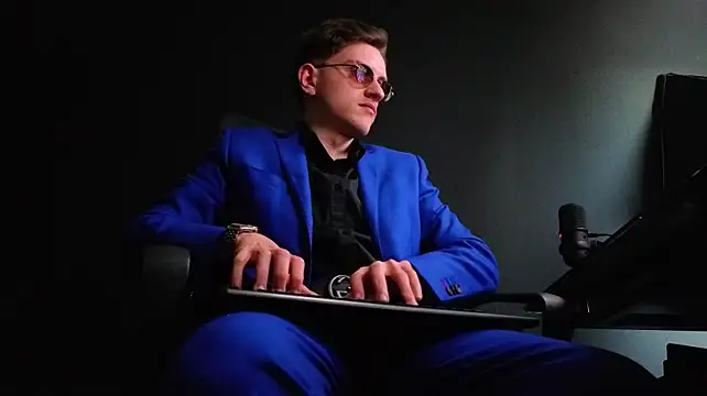 FelixStarkk 现场XXX聊天