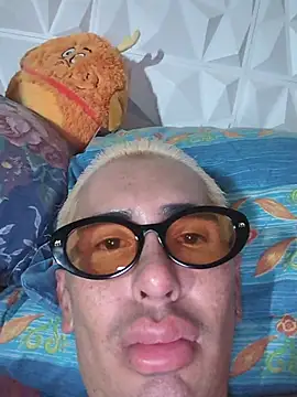 Czat XXX na żywo – LucioFer11