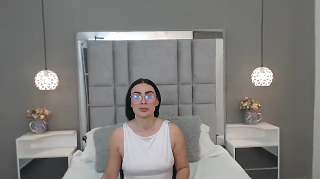 Chat +18 de MartinaaFit ao vivo