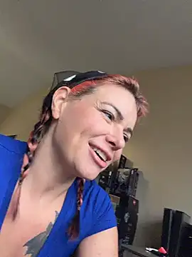 MarlaFknSinger Live XXX Chat