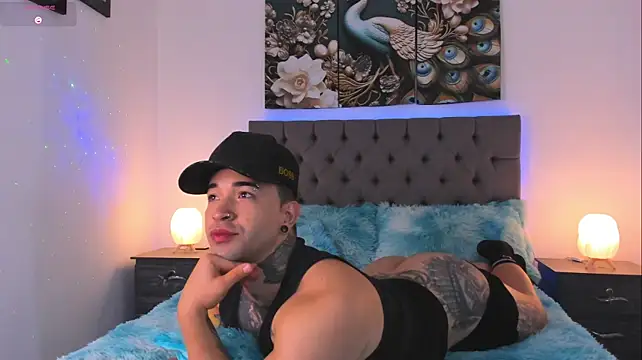 Chat +18 de Mathew_Colee ao vivo