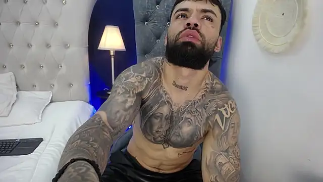 Chat XXX en directo de Collin_Vivas