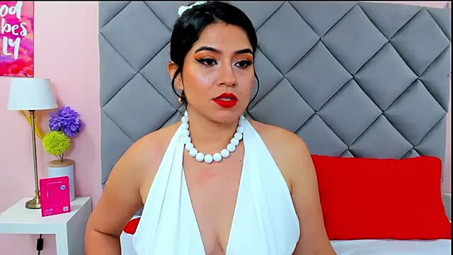 Chat XXX en directo de NahomyAdams