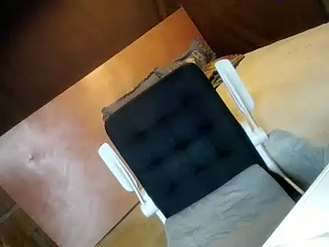 Chat +18 de Precious_ThickDick_cummer ao vivo
