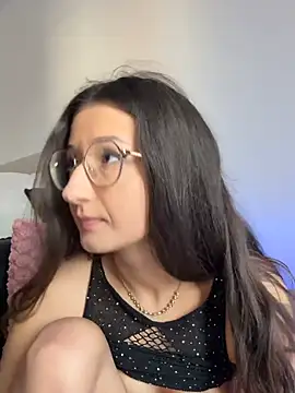 TheaMalekoo Chat XXX in diretta