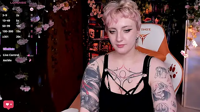 Czat XXX na żywo – AsheLucker
