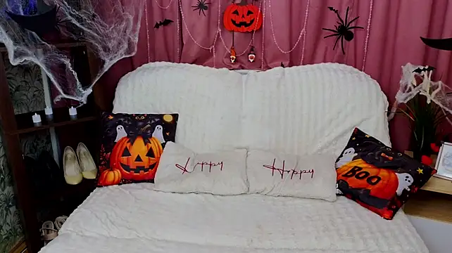 Chat XXX en directo de EmilyCuper_