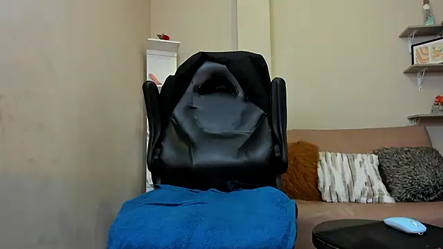 kevin_23_ – Naživo XXX chat