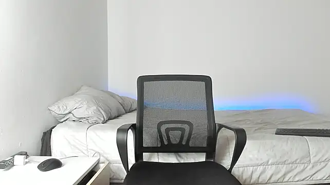 Czat XXX na żywo – _Alex_Colton