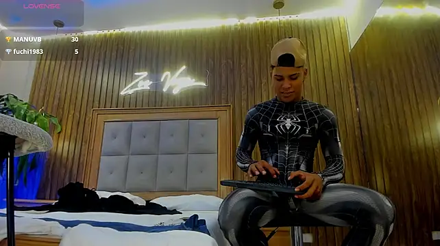 Colby_driscoll 라이브 XXX 채팅