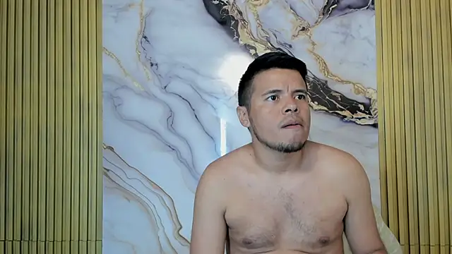 Chat +18 de DeepandCurvy ao vivo