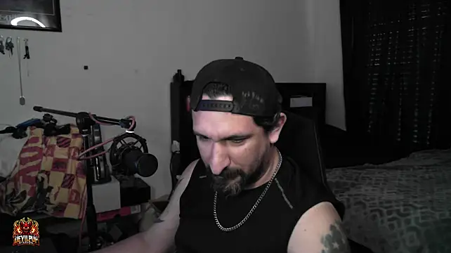 Czat XXX na żywo – DevilPup75_
