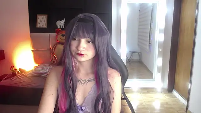_Charlotte_Collins_'s Webcam Show