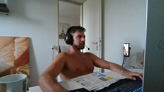 alpha-hunk Adlı Modelin Canlı XXX Sohbeti