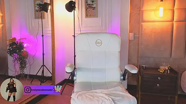 AlessiaLondon Chat XXX live
