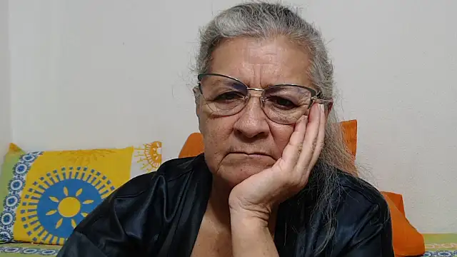 candy_mature_ Live XXX-Chat