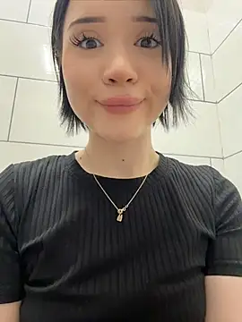 XXX chat uživo modela kitty_sixseven