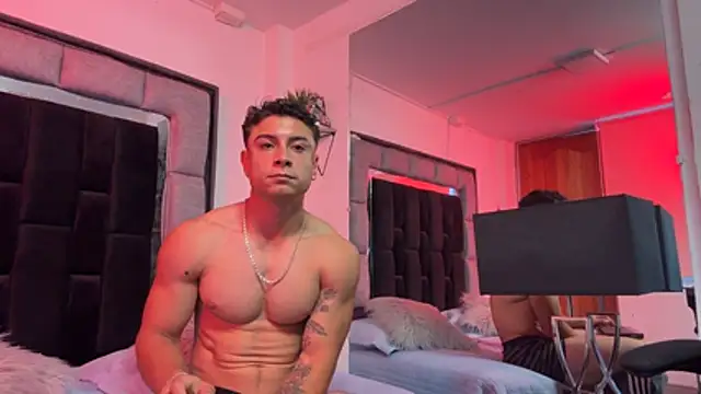 Chat XXX ao vivo de MR_MUSCLE
