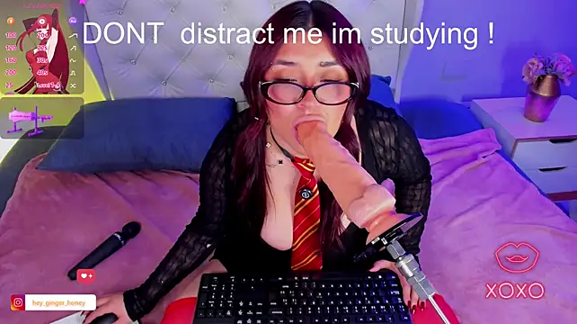 ginger_honey_ Chat XXX in diretta