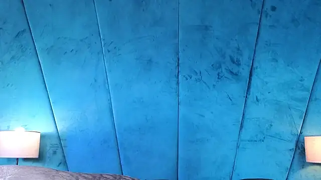 Онлайн чат XXX Aaron_Eze