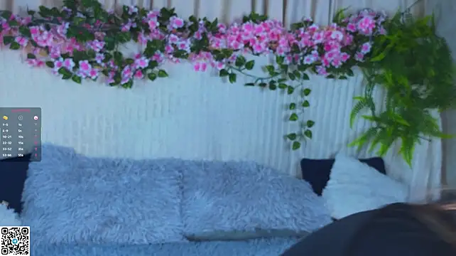 Chat XXX en directo de VelvetZephra