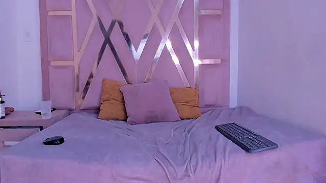 Kattyasm's Live XXX Chat
