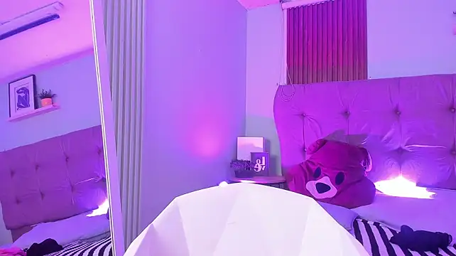Czat XXX na żywo – lilyy_evanss