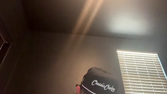 hungandcloudy Chat XXX live